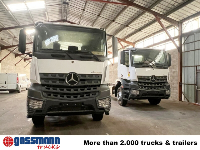 Mercedes-Benz Arocs 1840 K 4x2, MultimediaCockpit, 2x - Kamion sa golom šasijom i zatvorenom kabinom: slika 2 Mercedes-Benz Arocs 1840 K 4x2, MultimediaCockpit, 2x - Kamion sa golom šasijom i zatvorenom kabinom: slika 2