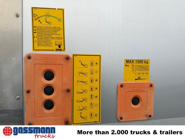 Mercedes-Benz Atego 1330 4x4, Iso-Koffer mit Heizung, LBW - Kamion sa zatvorenim sandukom: slika 5 Mercedes-Benz Atego 1330 4x4, Iso-Koffer mit Heizung, LBW - Kamion sa zatvorenim sandukom: slika 5