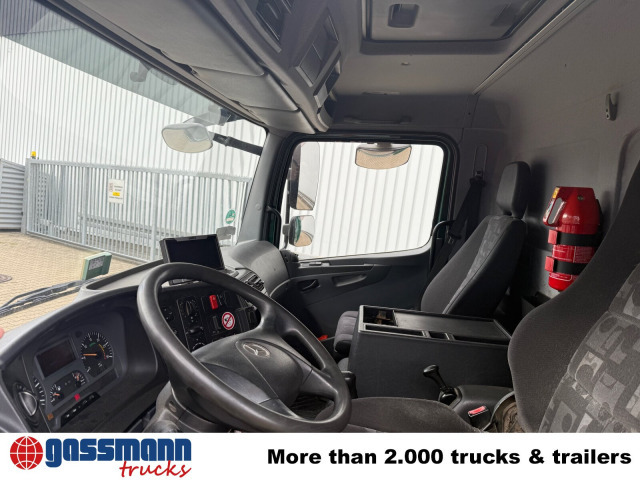 Mercedes-Benz Atego 818 L 4x2, Getränkekoffer, 2x AHK - Kamion sa zatvorenim sandukom: slika 3 Mercedes-Benz Atego 818 L 4x2, Getränkekoffer, 2x AHK - Kamion sa zatvorenim sandukom: slika 3