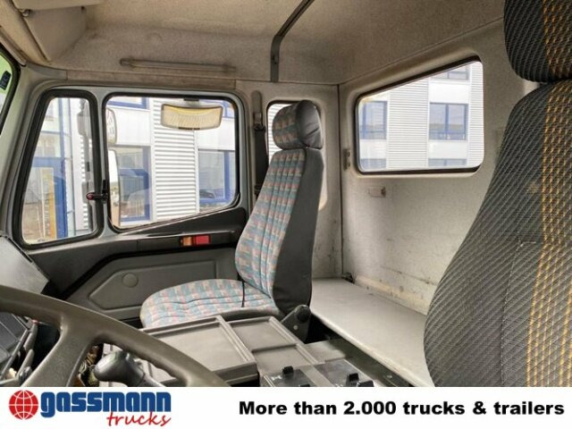 Mercedes-Benz SK 1824 AK 4x4 Chassis - Kamion sa golom šasijom i zatvorenom kabinom: slika 5 Mercedes-Benz SK 1824 AK 4x4 Chassis - Kamion sa golom šasijom i zatvorenom kabinom: slika 5