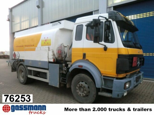 Mercedes-Benz SK 1824 L 4x2, Esterer Tankaufbau ca. 13.100l, 2 - Kamion cisterna: slika 1 Mercedes-Benz SK 1824 L 4x2, Esterer Tankaufbau ca. 13.100l, 2 - Kamion cisterna: slika 1
