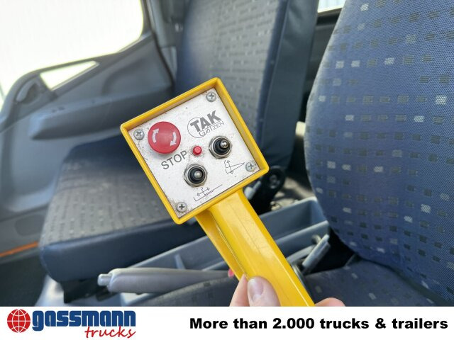 Mitsubishi Canter Fuso 6C15D 4x2 Doka, City-Abroller - Kamion sa hidrauličnom kukom: slika 4 Mitsubishi Canter Fuso 6C15D 4x2 Doka, City-Abroller - Kamion sa hidrauličnom kukom: slika 4