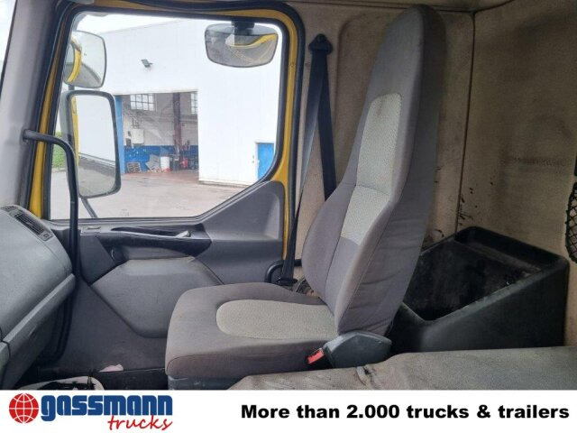 Renault Kerax 380.26 6x4, Bordmatik links - Istovarivač: slika 3 Renault Kerax 380.26 6x4, Bordmatik links - Istovarivač: slika 3