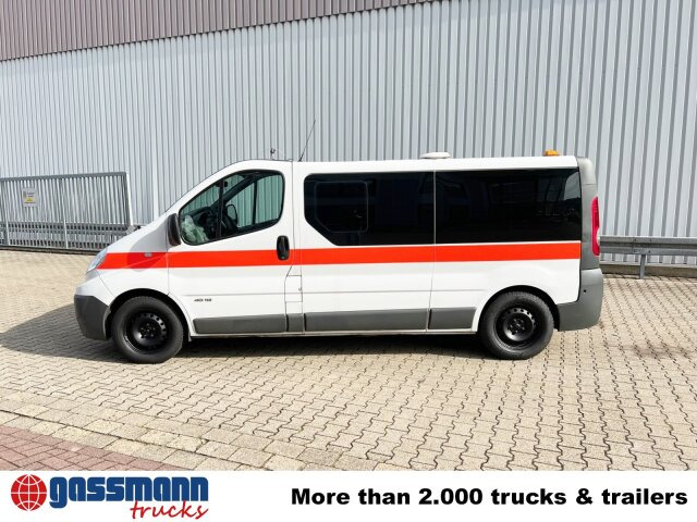 Renault Trafik 2.0 dCi115 4x2, Krankentransporter - Vozilo hitne pomoći: slika 4 Renault Trafik 2.0 dCi115 4x2, Krankentransporter - Vozilo hitne pomoći: slika 4