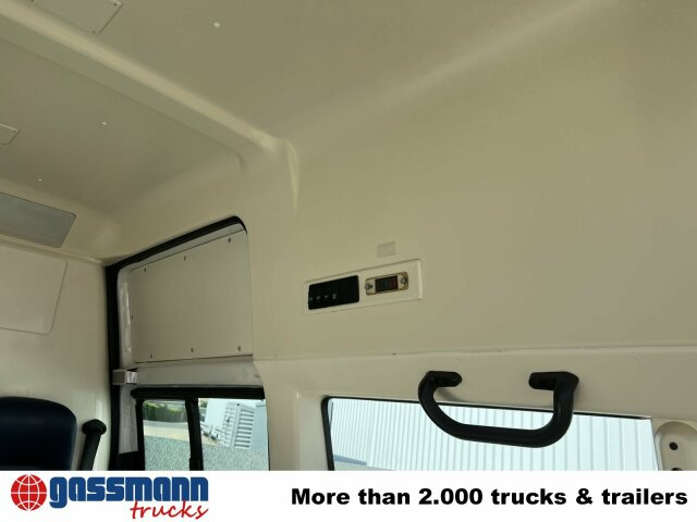 Volkswagen T5 2.0 TDI 4x2, Krankenwagen - Vozilo hitne pomoći: slika 2 Volkswagen T5 2.0 TDI 4x2, Krankenwagen - Vozilo hitne pomoći: slika 2