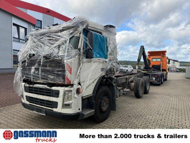 Volvo FM 380 6x4 R mit Brandschaden - Istovarivač: slika 5 Volvo FM 380 6x4 R mit Brandschaden - Istovarivač: slika 5