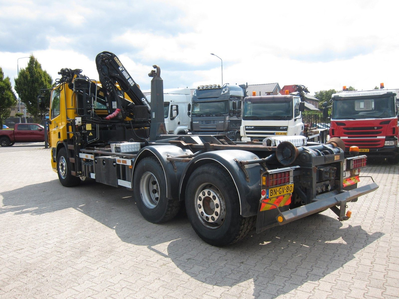 DAF CF 75 310 6X2*4 Hiab Kran Haken Manual Funk E3 - Kamion sa hidrauličnom kukom, Kamion sa dizalicom: slika 3 DAF CF 75 310 6X2*4 Hiab Kran Haken Manual Funk E3 - Kamion sa hidrauličnom kukom, Kamion sa dizalicom: slika 3