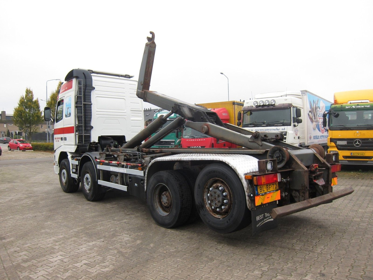 Volvo FH 460 Globe 8X2 Haken 25T Manual Ap-Achse - Kamion sa hidrauličnom kukom: slika 2 Volvo FH 460 Globe 8X2 Haken 25T Manual Ap-Achse - Kamion sa hidrauličnom kukom: slika 2