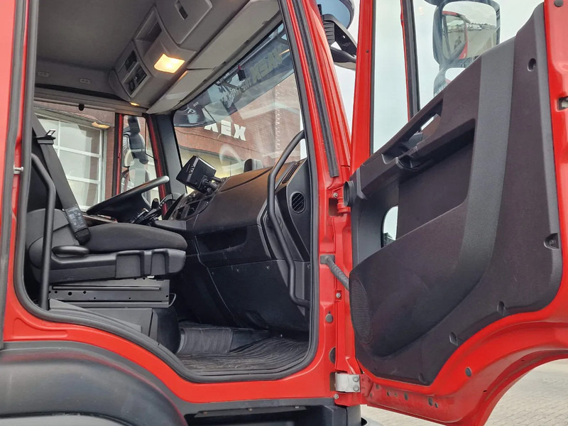 Kamion sa zatvorenim sandukom Iveco EuroCargo 160 210 - Isotherm box - Zepro loadlift - Low KM - Airco - Camera: slika 20
