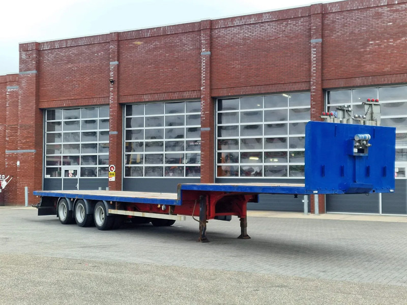Lecitrailer Semi 3 axle - BPW Axle - Twist locks - Niska poluprikolica za prevoz: slika 1 Lecitrailer Semi 3 axle - BPW Axle - Twist locks - Niska poluprikolica za prevoz: slika 1