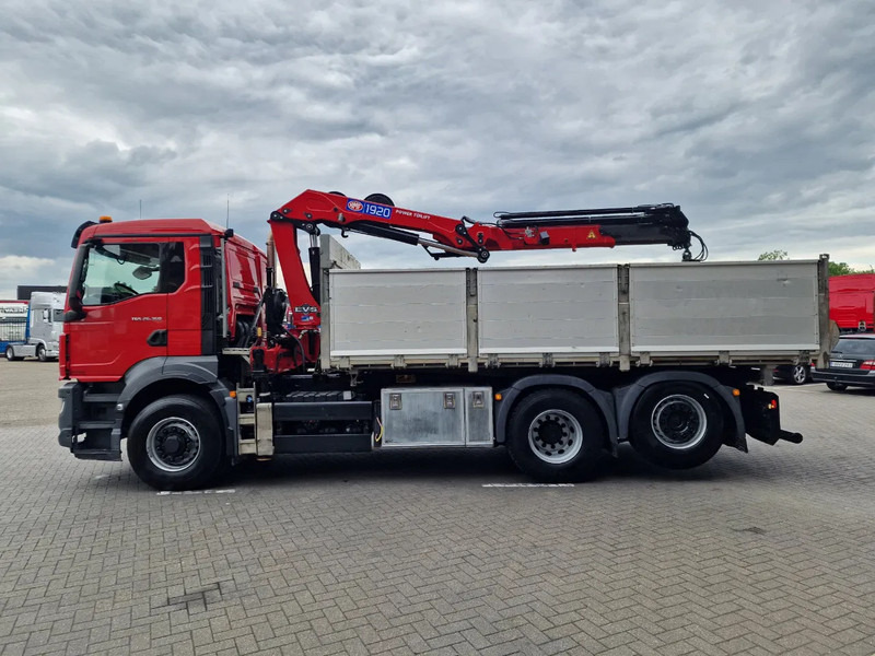 MAN TGS 26.360 6x4 Hydrodrive / Crane HMF1920K-RCS / 3 way tipper HMF / Low KM 110.700! - Kamion sa dizalicom: slika 5 MAN TGS 26.360 6x4 Hydrodrive / Crane HMF1920K-RCS / 3 way tipper HMF / Low KM 110.700! - Kamion sa dizalicom: slika 5