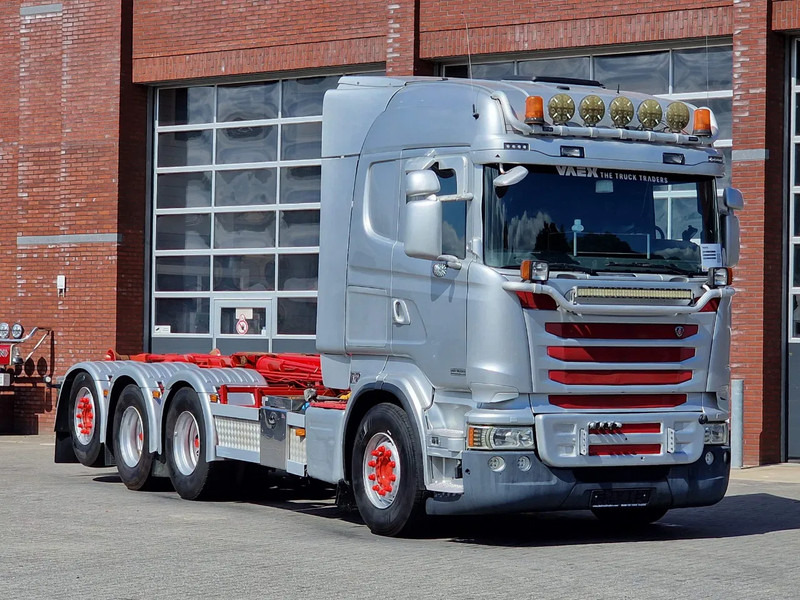 Scania R490 8x4*4 - HIAB XR24SL58 24T hooklift - Euro 6 - Full air - Steering axle - Kamion sa hidrauličnom kukom: slika 3 Scania R490 8x4*4 - HIAB XR24SL58 24T hooklift - Euro 6 - Full air - Steering axle - Kamion sa hidrauličnom kukom: slika 3
