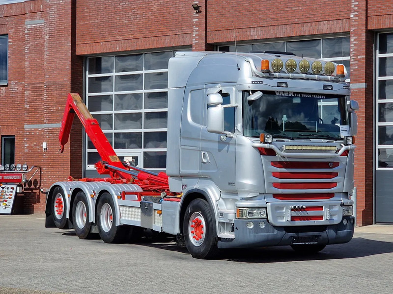 Scania R490 8x4*4 - HIAB XR24SL58 24T hooklift - Euro 6 - Full air - Steering axle - Kamion sa hidrauličnom kukom: slika 2 Scania R490 8x4*4 - HIAB XR24SL58 24T hooklift - Euro 6 - Full air - Steering axle - Kamion sa hidrauličnom kukom: slika 2