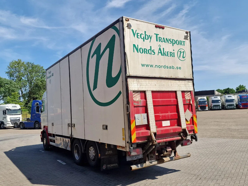 Scania R500 V8 Highline 6x2*4 - Box with side doors - Loadlift - Manual gearbox with retarder - Full air - Steering axle - Kamion sa zatvorenim sandukom: slika 5 Scania R500 V8 Highline 6x2*4 - Box with side doors - Loadlift - Manual gearbox with retarder - Full air - Steering axle - Kamion sa zatvorenim sandukom: slika 5