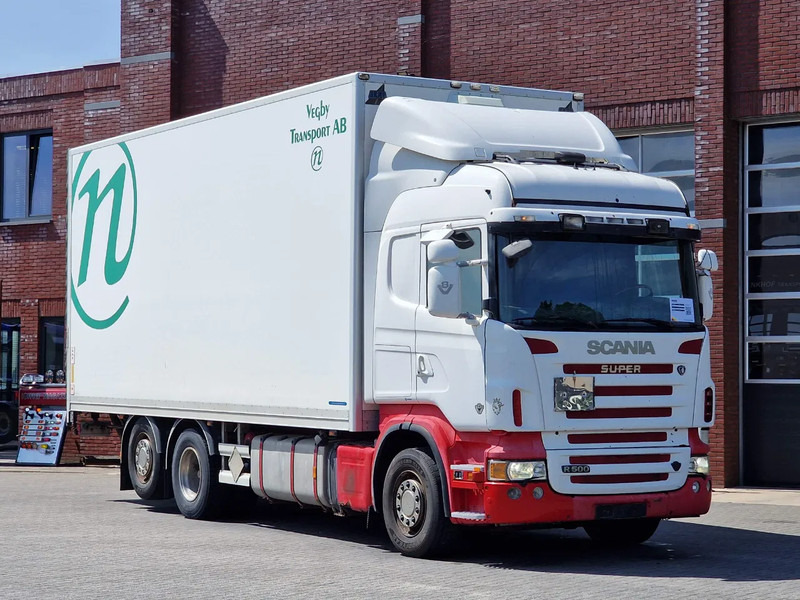 Scania R500 V8 Highline 6x2*4 - Box with side doors - Loadlift - Manual gearbox with retarder - Full air - Steering axle - Kamion sa zatvorenim sandukom: slika 1 Scania R500 V8 Highline 6x2*4 - Box with side doors - Loadlift - Manual gearbox with retarder - Full air - Steering axle - Kamion sa zatvorenim sandukom: slika 1