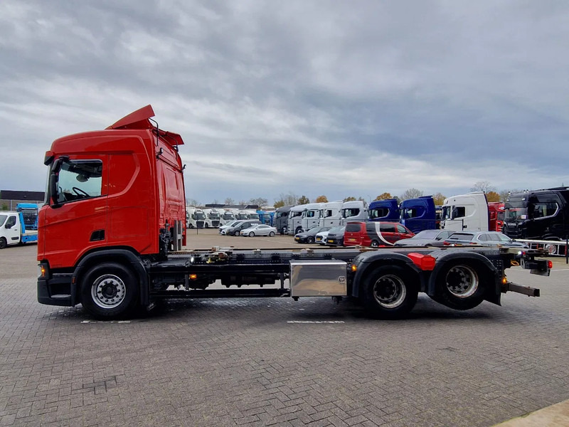 Scania R540 NGS 6x2 - BDF - Retarder - Full air - Navi - Led - Fridge - 4.95 WB - Kamion za prevoz kontejnera/ Kamion sa promenjivim sandukom: slika 4 Scania R540 NGS 6x2 - BDF - Retarder - Full air - Navi - Led - Fridge - 4.95 WB - Kamion za prevoz kontejnera/ Kamion sa promenjivim sandukom: slika 4