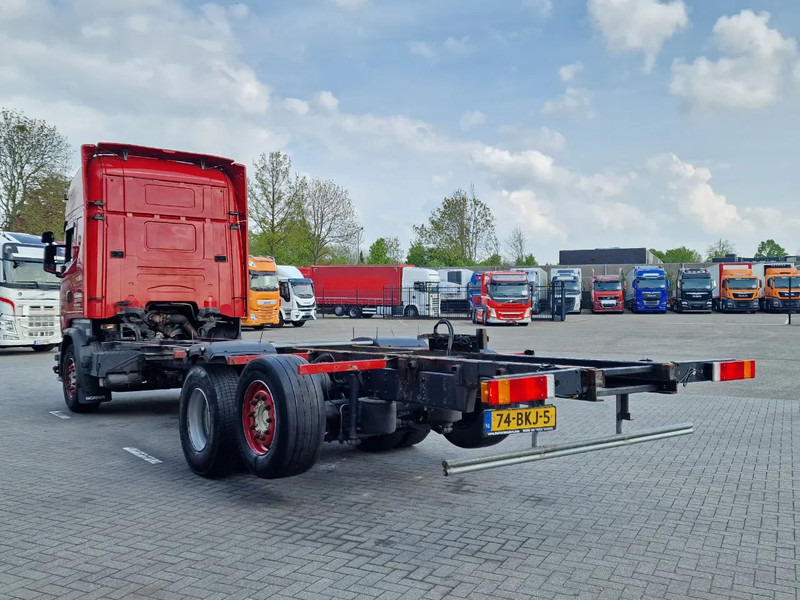 Scania R730 Topline 6x2*4 - Retarder - King of the Road - Night clima - Steering axle - Leather - Kamion sa golom šasijom i zatvorenom kabinom: slika 5 Scania R730 Topline 6x2*4 - Retarder - King of the Road - Night clima - Steering axle - Leather - Kamion sa golom šasijom i zatvorenom kabinom: slika 5