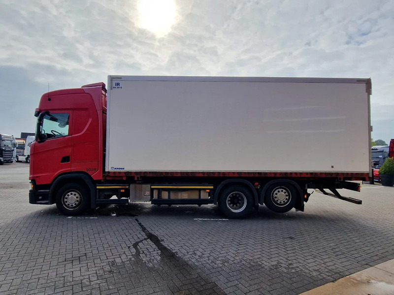 Scania S500 NGS Highline 6x2 - BDF - Full air - Loadlift - Box - Navi - Retarder - Kamion za prevoz kontejnera/ Kamion sa promenjivim sandukom: slika 4 Scania S500 NGS Highline 6x2 - BDF - Full air - Loadlift - Box - Navi - Retarder - Kamion za prevoz kontejnera/ Kamion sa promenjivim sandukom: slika 4