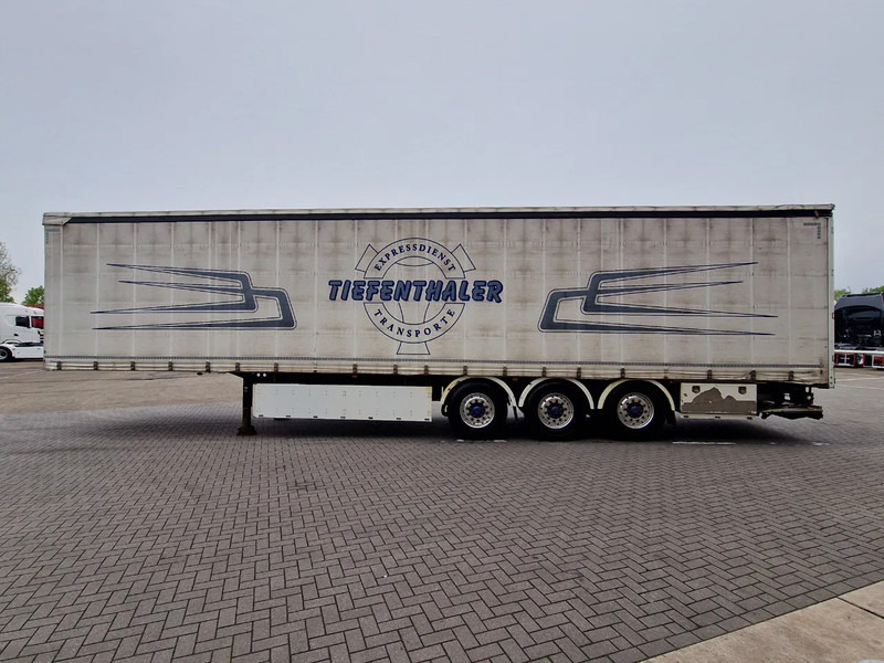 Schwarzmüller Tautliner 3 axle - Loadlift - Lift axle - BPW Axle - Lift axle - Alloy wheels - Poluprikolica sa ceradom: slika 4 Schwarzmüller Tautliner 3 axle - Loadlift - Lift axle - BPW Axle - Lift axle - Alloy wheels - Poluprikolica sa ceradom: slika 4
