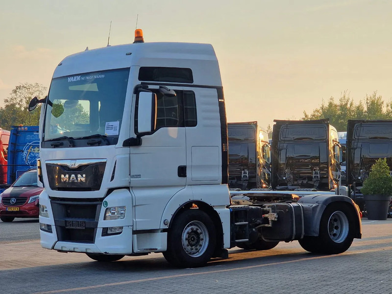 MAN TGX 18.480 4x2 - Intarder/Retarder - PTO/Hydraulic - Euro 6 - Tegljač: slika 3 MAN TGX 18.480 4x2 - Intarder/Retarder - PTO/Hydraulic - Euro 6 - Tegljač: slika 3