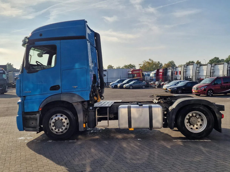 Mercedes-Benz Actros 1842 - 4x2 - Streamspace - Euro 6 - Fridge - Tegljač: slika 4 Mercedes-Benz Actros 1842 - 4x2 - Streamspace - Euro 6 - Fridge - Tegljač: slika 4