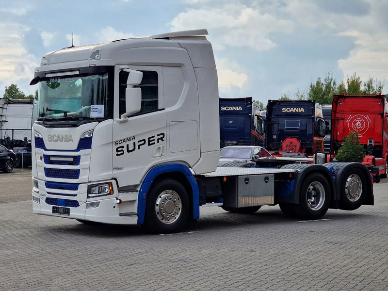Scania R540 NGS 6x2 - Retarder - Full air - 3.95 WB - Custom interior - Tegljač: slika 3 Scania R540 NGS 6x2 - Retarder - Full air - 3.95 WB - Custom interior - Tegljač: slika 3