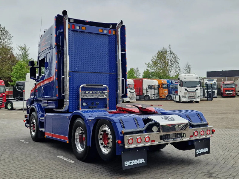 Scania T580 V8 Topline 6x2 - Original Scania Hauber / Torpedo - Manual gearbox - Show truck - Retarder - Tegljač: slika 5 Scania T580 V8 Topline 6x2 - Original Scania Hauber / Torpedo - Manual gearbox - Show truck - Retarder - Tegljač: slika 5