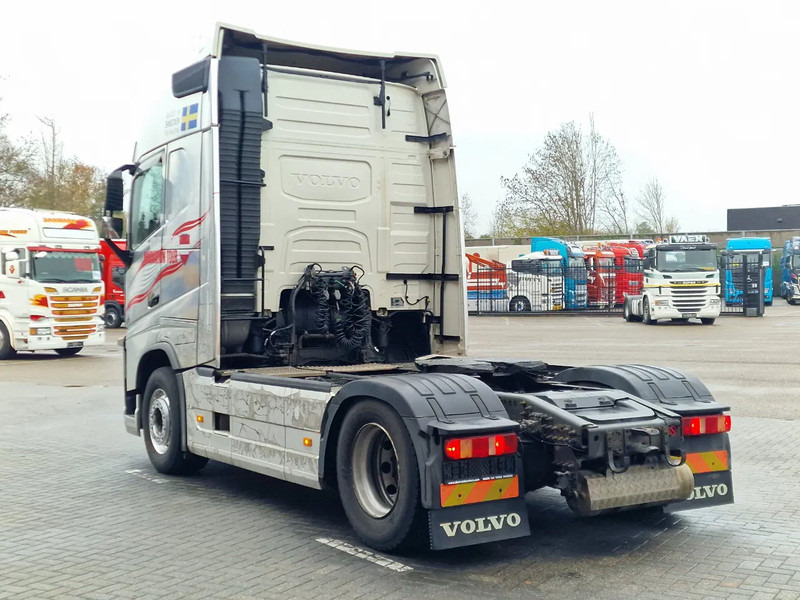 Volvo FH 13.500 Globetrotter 4x2 - Euro 6 - I parkcool - 2x tank - Full spoiler - Tegljač: slika 5 Volvo FH 13.500 Globetrotter 4x2 - Euro 6 - I parkcool - 2x tank - Full spoiler - Tegljač: slika 5