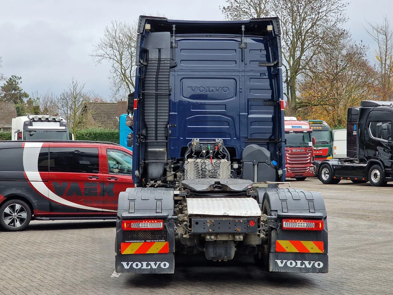 Tegljač Volvo FH 13.500 Globetrotter 6x2 - PTO/Hydraulic - Full air - Low KM - 3.20 WB: slika 6 Tegljač Volvo FH 13.500 Globetrotter 6x2 - PTO/Hydraulic - Full air - Low KM - 3.20 WB: slika 6