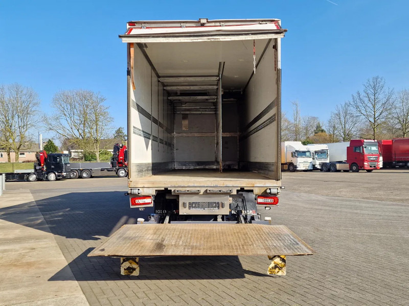 Hladnjača Volvo FM 330 4x2 - Carrier MT 18 Frigo - Loadlift - Full air - Sleepercab: slika 8
