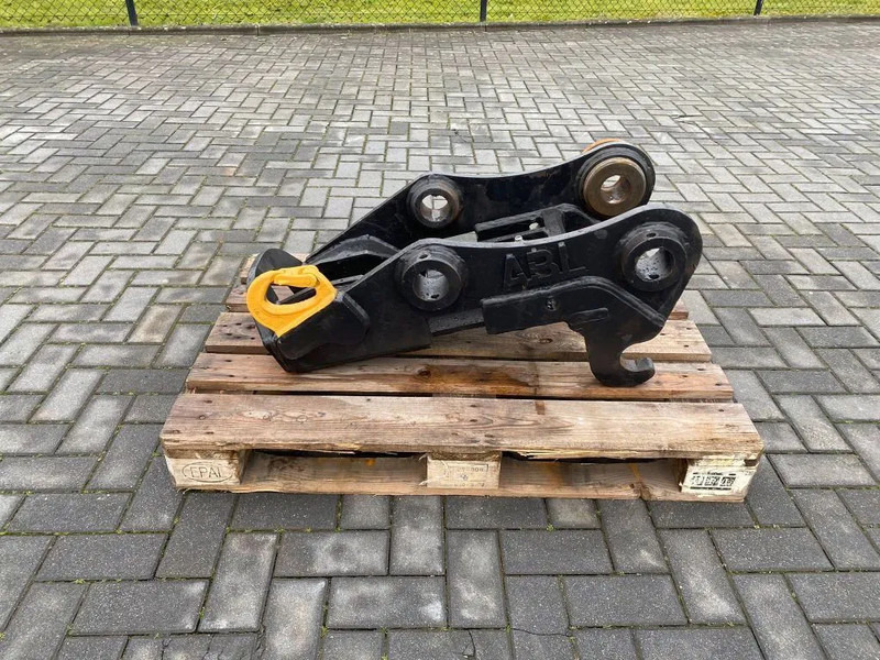 ABL QUICK COUPLER | SNELWISSEL | SCHNELLWECHSLER | CATERPILLAR - Brza spojnica: slika 2 ABL QUICK COUPLER | SNELWISSEL | SCHNELLWECHSLER | CATERPILLAR - Brza spojnica: slika 2