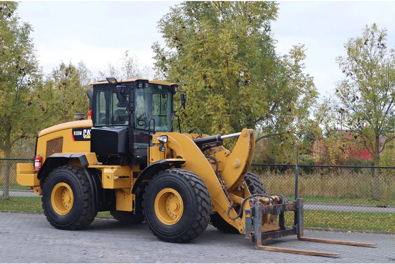 Caterpillar 938 M | 2X BUCKET | JIB | FORKS | BSS | GOOD CONDITION - Utovarivač točkaš: slika 5 Caterpillar 938 M | 2X BUCKET | JIB | FORKS | BSS | GOOD CONDITION - Utovarivač točkaš: slika 5