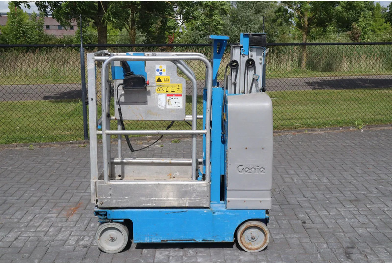 Genie GR-12 | 5.45 METER | 227 KG | MULTIPLE UNITS - Teleskopska platforma: slika 1 Genie GR-12 | 5.45 METER | 227 KG | MULTIPLE UNITS - Teleskopska platforma: slika 1