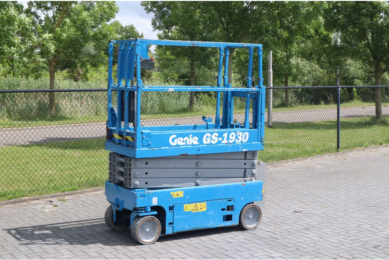 Genie GS-1930 | 7.8 METER | 227 KG - Lift u obliku makaza: slika 3 Genie GS-1930 | 7.8 METER | 227 KG - Lift u obliku makaza: slika 3