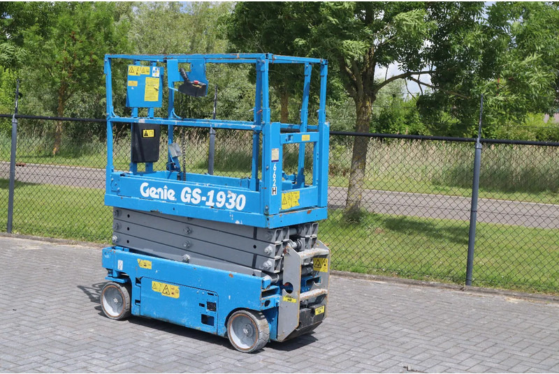 Genie GS-1930 | 7.8 METER | 227 KG - Lift u obliku makaza: slika 2 Genie GS-1930 | 7.8 METER | 227 KG - Lift u obliku makaza: slika 2