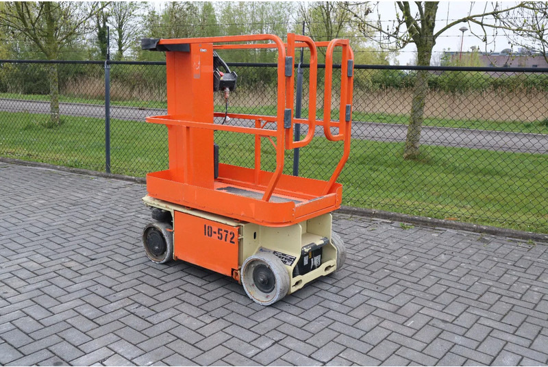 JLG 1230 ES | 5.6 METER | 230 KG - Vazdušna platforma: slika 5 JLG 1230 ES | 5.6 METER | 230 KG - Vazdušna platforma: slika 5