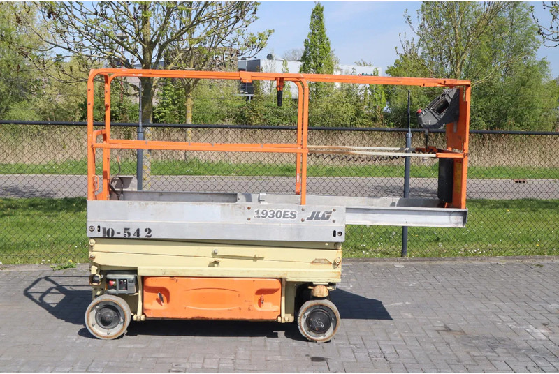 JLG 1930 ES | 7.7 METER | 230 KG - Lift u obliku makaza: slika 4 JLG 1930 ES | 7.7 METER | 230 KG - Lift u obliku makaza: slika 4
