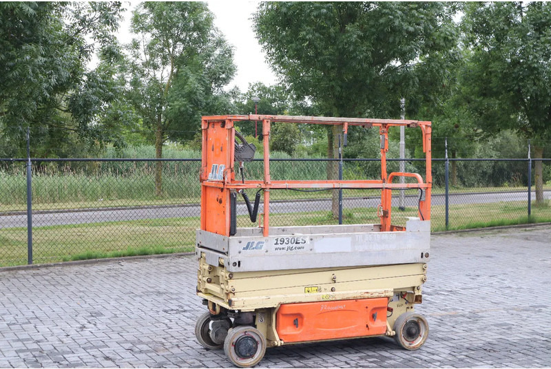 JLG 1930 ES | 7.7 METER | 230 KG - Lift u obliku makaza: slika 2 JLG 1930 ES | 7.7 METER | 230 KG - Lift u obliku makaza: slika 2