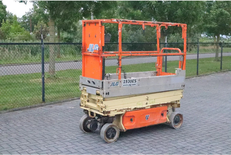 JLG 1930 ES | 7.7 METER | 230 KG - Lift u obliku makaza: slika 3 JLG 1930 ES | 7.7 METER | 230 KG - Lift u obliku makaza: slika 3