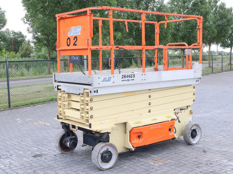JLG 2646 ES | 10 METER | 450 KG - Lift u obliku makaza: slika 2 JLG 2646 ES | 10 METER | 450 KG - Lift u obliku makaza: slika 2