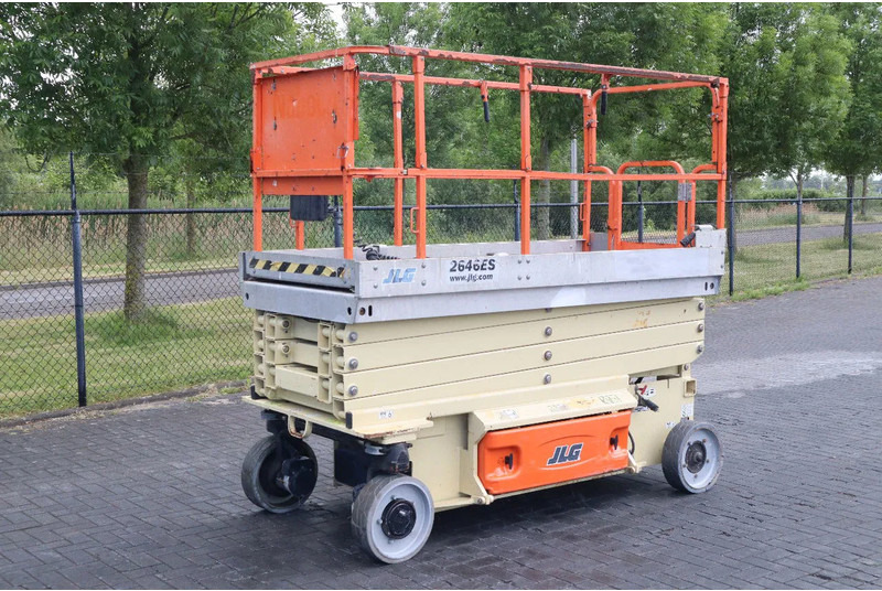 JLG 2646 ES | 10 METER | 450 KG - Lift u obliku makaza: slika 2 JLG 2646 ES | 10 METER | 450 KG - Lift u obliku makaza: slika 2