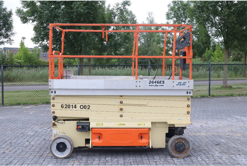 JLG 2646 ES | 10 METER | 450 KG - Lift u obliku makaza: slika 4 JLG 2646 ES | 10 METER | 450 KG - Lift u obliku makaza: slika 4
