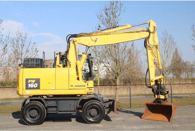 Komatsu PW160-11 | ENGCON TILTROTATOR | BUCKET | TRAILER HYDR. - Bager točkaš: slika 4 Komatsu PW160-11 | ENGCON TILTROTATOR | BUCKET | TRAILER HYDR. - Bager točkaš: slika 4