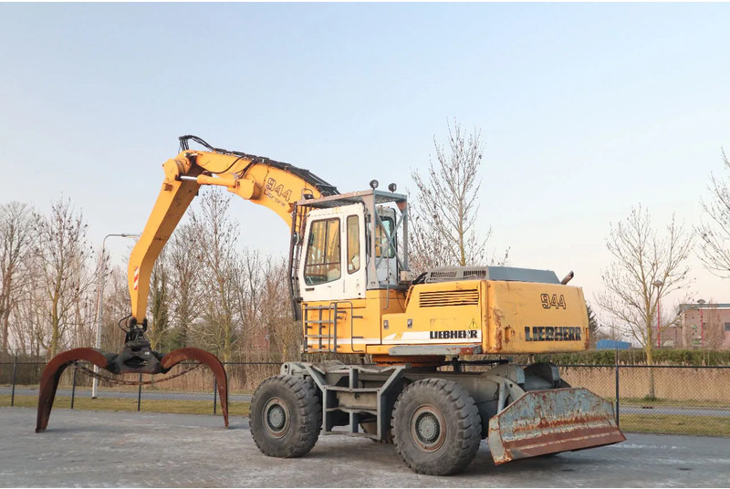 Liebherr A944 B HD | LOG GRAPPLE | HOLZGREIFER | TIMBER - Bager za obradu otpada/ Industrije: slika 3 Liebherr A944 B HD | LOG GRAPPLE | HOLZGREIFER | TIMBER - Bager za obradu otpada/ Industrije: slika 3