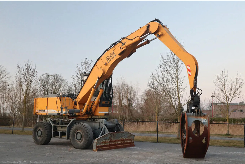 Liebherr A944 B HD | LOG GRAPPLE | HOLZGREIFER | TIMBER - Bager za obradu otpada/ Industrije: slika 5 Liebherr A944 B HD | LOG GRAPPLE | HOLZGREIFER | TIMBER - Bager za obradu otpada/ Industrije: slika 5