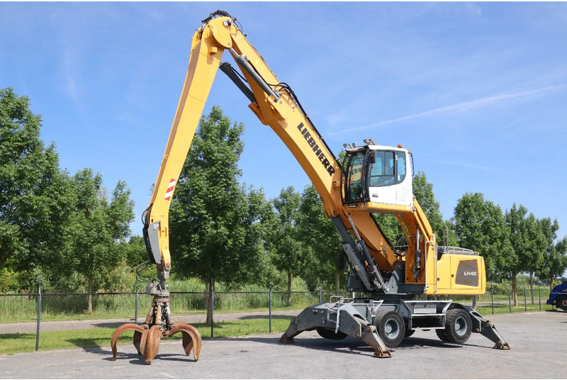 Liebherr LH 40 M LITRONIC | GRAB | QUICK COUPLER | 16 METER - Bager za obradu otpada/ Industrije: slika 2 Liebherr LH 40 M LITRONIC | GRAB | QUICK COUPLER | 16 METER - Bager za obradu otpada/ Industrije: slika 2