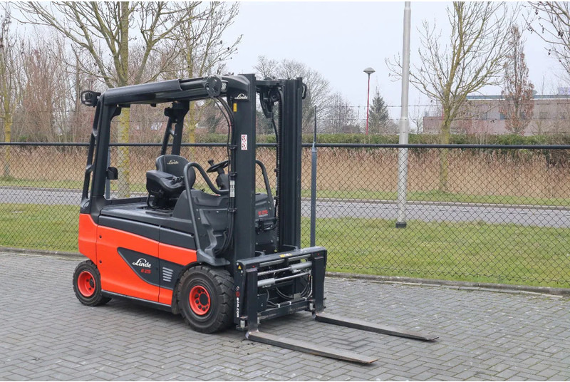 Električni viljuškar Linde E25 R-01 ROADSTER | DEMO | SIDESHIFT | FORK SPREADERS: slika 6