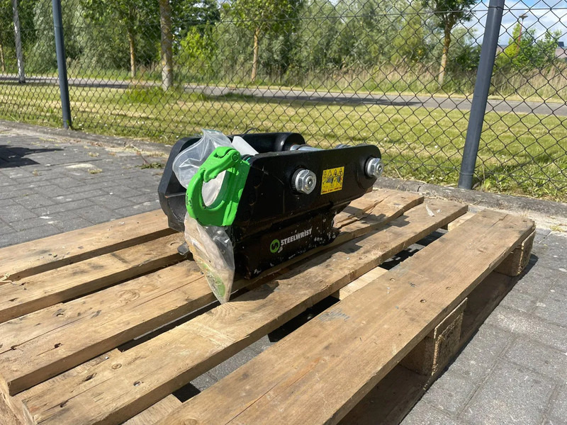 STEELWRIST QC S40 FPL | QUICK COUPLER | 2 - 6 TON | NEW / UNUSED - Makaze za rušenje za Građevinska mašina: slika 1 STEELWRIST QC S40 FPL | QUICK COUPLER | 2 - 6 TON | NEW / UNUSED - Makaze za rušenje za Građevinska mašina: slika 1