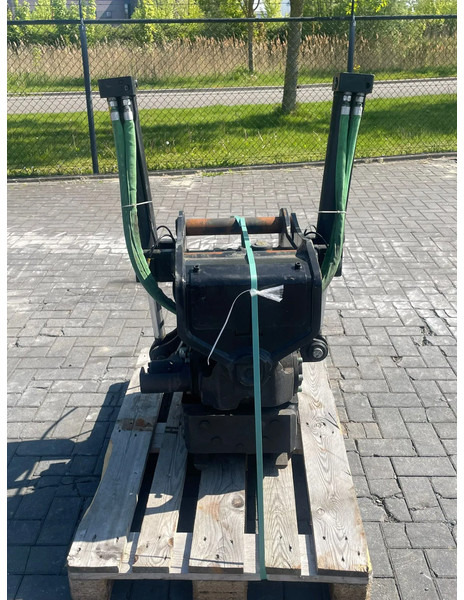 STEELWRIST X18 SQ60-5 | S60 | OILQUICK SYSTEM | CLS - Tiltrotator za Građevinska mašina: slika 2 STEELWRIST X18 SQ60-5 | S60 | OILQUICK SYSTEM | CLS - Tiltrotator za Građevinska mašina: slika 2