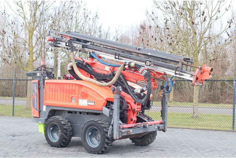 Sandvik COMMANDO DC130 Ri | SURFACE DRILLING RIG | REMOTE - Veliki kamon za bušenje: slika 5 Sandvik COMMANDO DC130 Ri | SURFACE DRILLING RIG | REMOTE - Veliki kamon za bušenje: slika 5